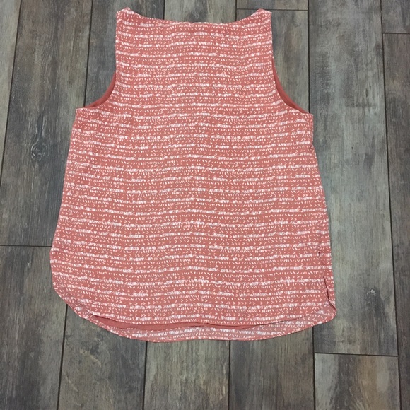 ⬇️ Ann Taylor LOFT printed cami XS - Picture 3 of 3